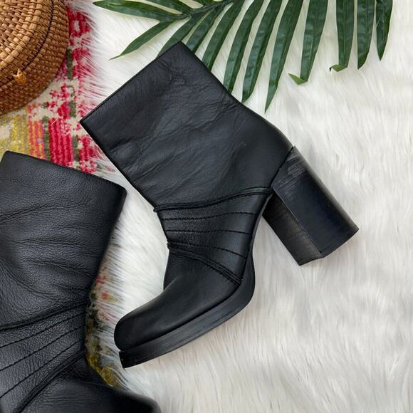 Amazing Vintage Y2K 2000s Candies Black Chunky Platform Leather Heeled Boots 9 - Picture 4 of 11